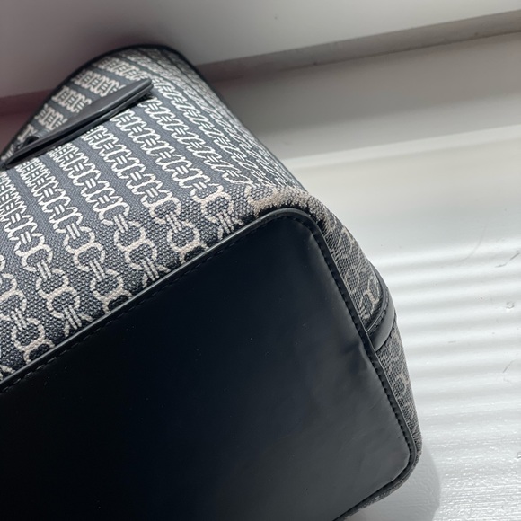 🖤Tory Burch Gemini Link Canvas Tote in Liberty Black - Picture 6 of 8